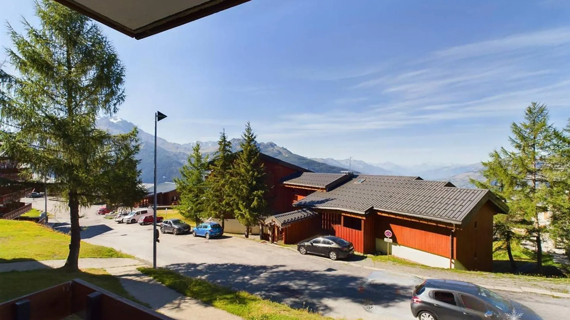 Studio Cabine 4/5 Pers Avec Parking, Au Pied Des Pistes De La Rosiere - Fr-1-398-658 Montvalezan Apartment